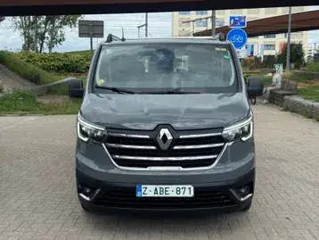 Renault Trafic 2022 photo 2