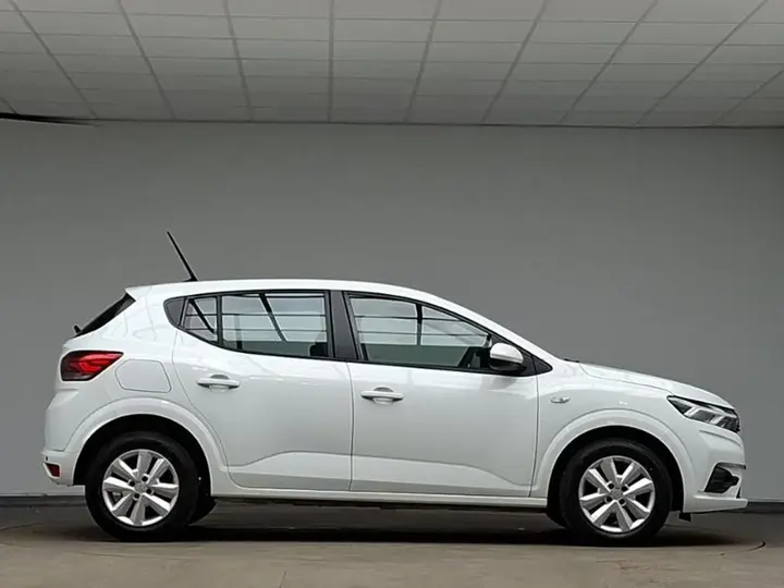 Dacia Sandero 2023 photo 4
