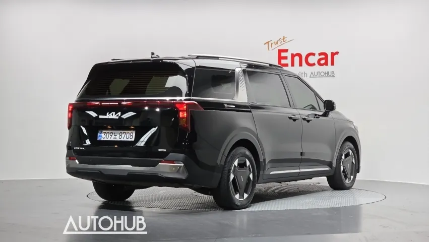 Kia Carnival 2024 photo 2