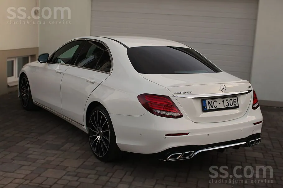 Mercedes-Benz E200 2018 photo 2