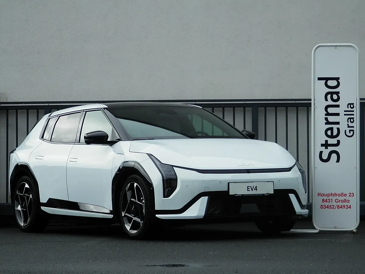 Kia Ev4