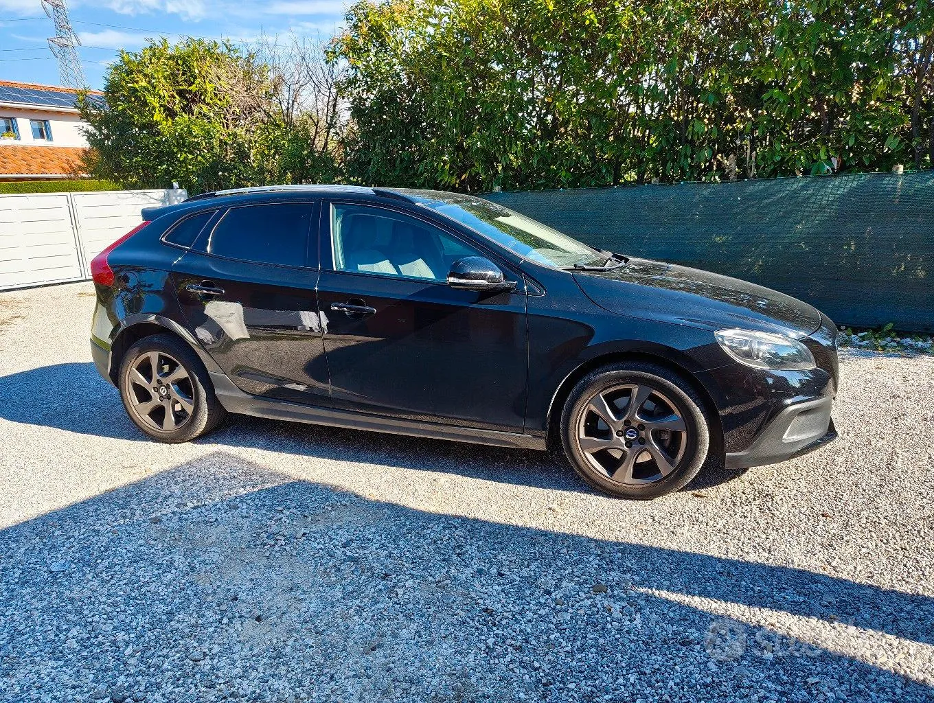 Volvo V40 Cross Country 2014 photo 3