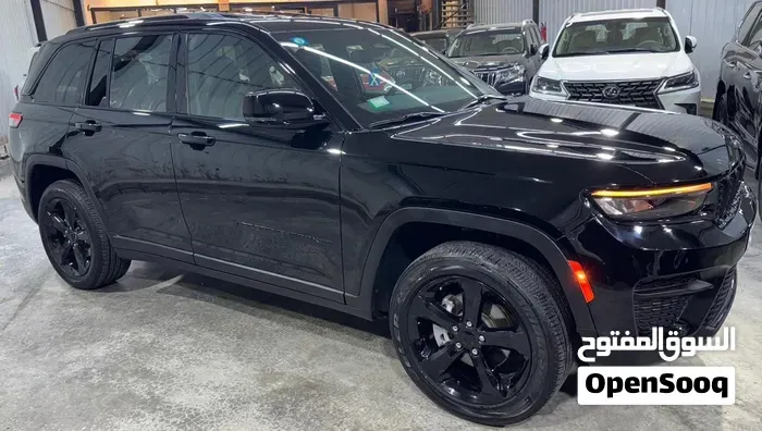 Jeep Cherokee 2024 photo 3