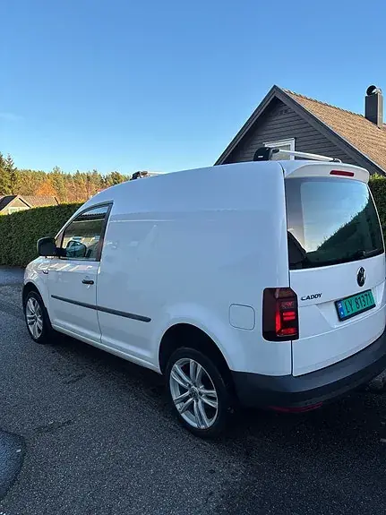 Volkswagen Caddy 2017 photo 2