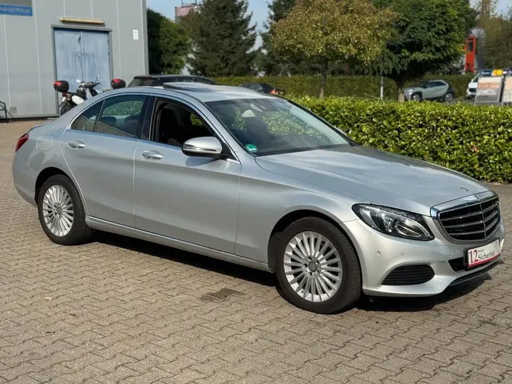 Mercedes-Benz C200