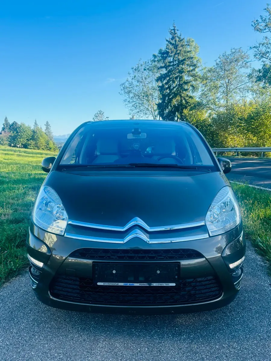 Citroen C4 Picasso 2012 photo 2