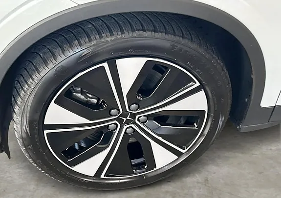 Polestar 2 2023 photo 5