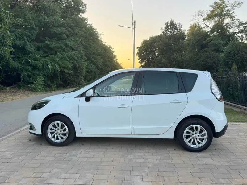 Renault Scenic 2014 photo 5