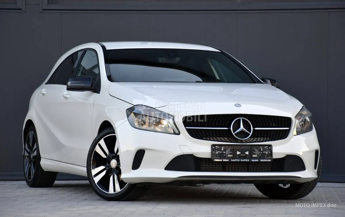 Mercedes-Benz A 180 2015 photo 2