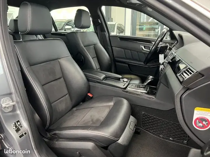 Mercedes-Benz E-Class 2011 photo 5