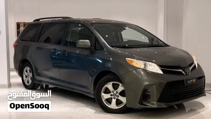 Toyota Sienna 2020 photo 2