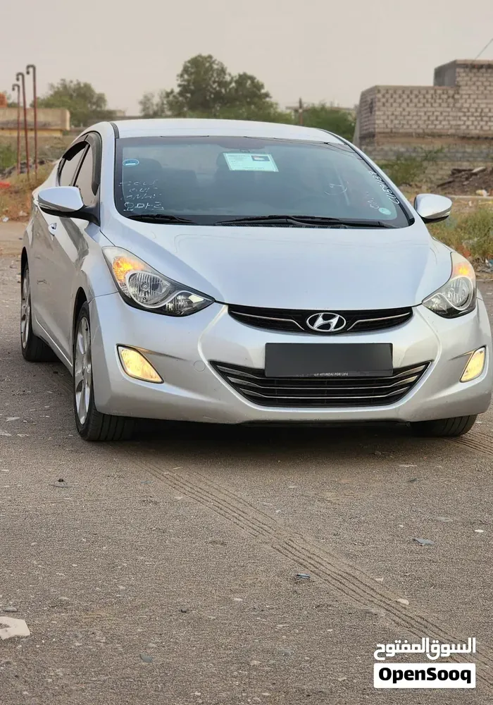 Hyundai Elantra 2013 photo 4