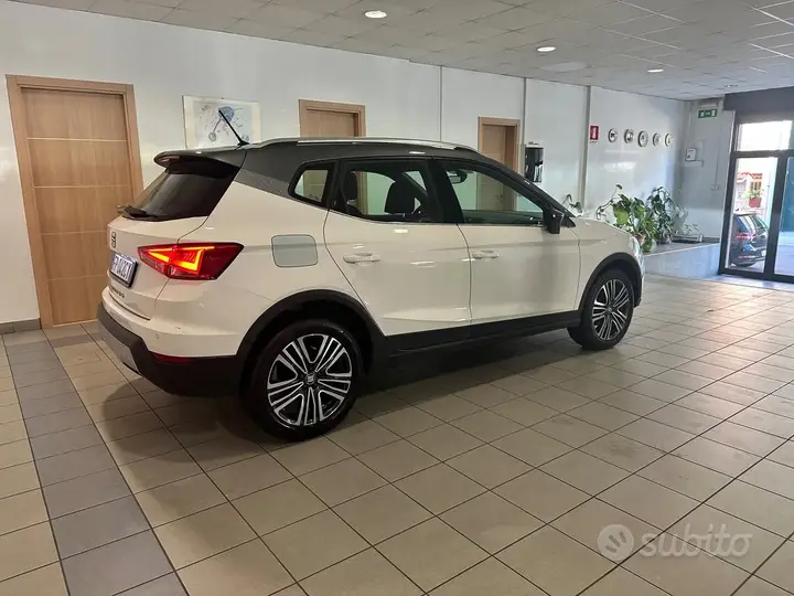 Seat Arona 2018 photo 4