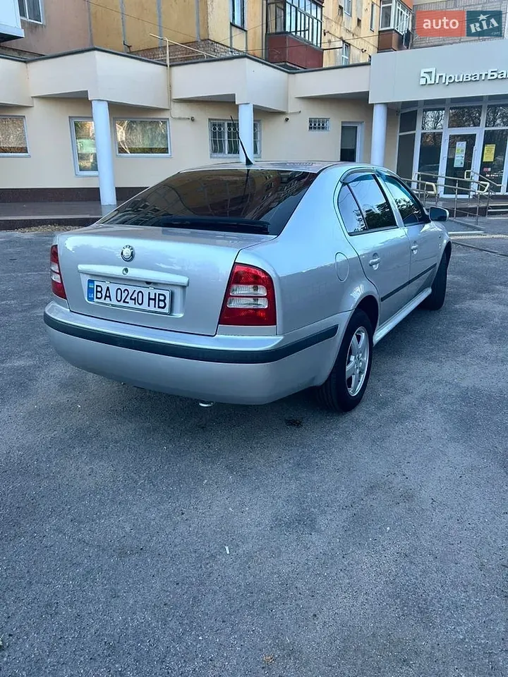 Skoda Octavia 2003 photo 4
