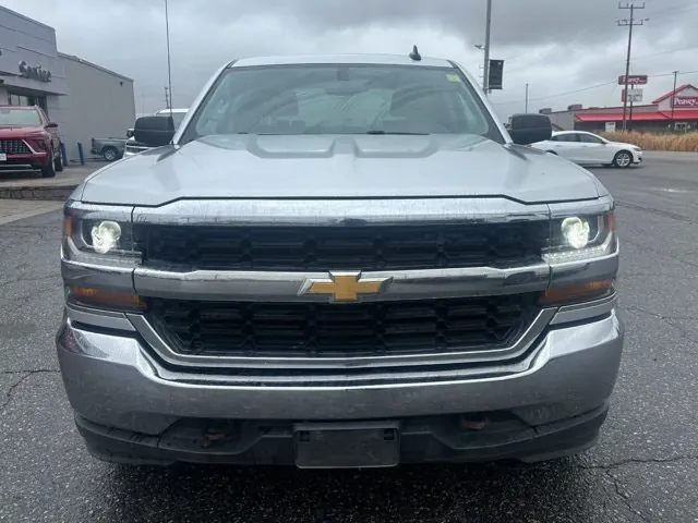 Chevrolet Silverado 1500 2018 photo 2