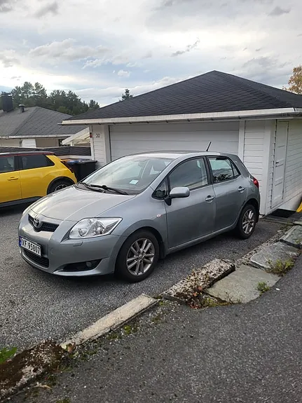Toyota Auris 2008 photo 3