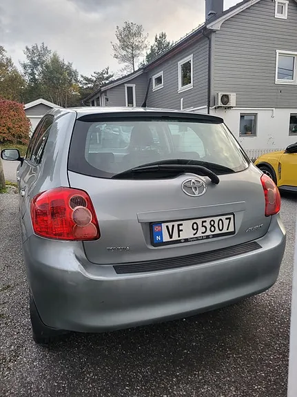 Toyota Auris 2008 photo 4