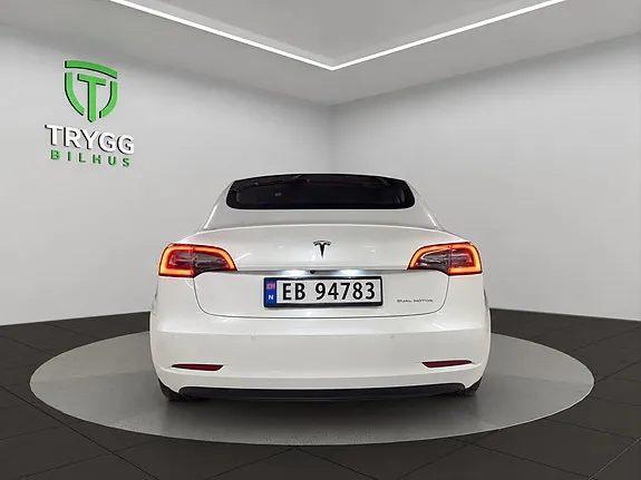 Tesla Model 3 2021 photo 4