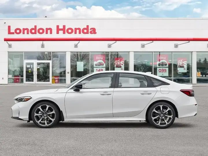 Honda Civic 2026 photo 3