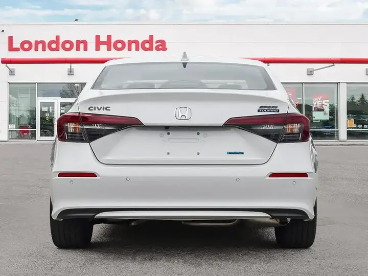 Honda Civic 2026 photo 5