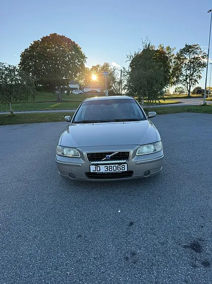 Volvo S60 2005 photo 2