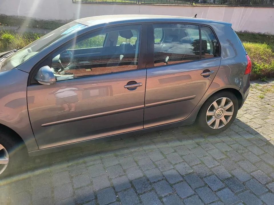 Volkswagen Golf V