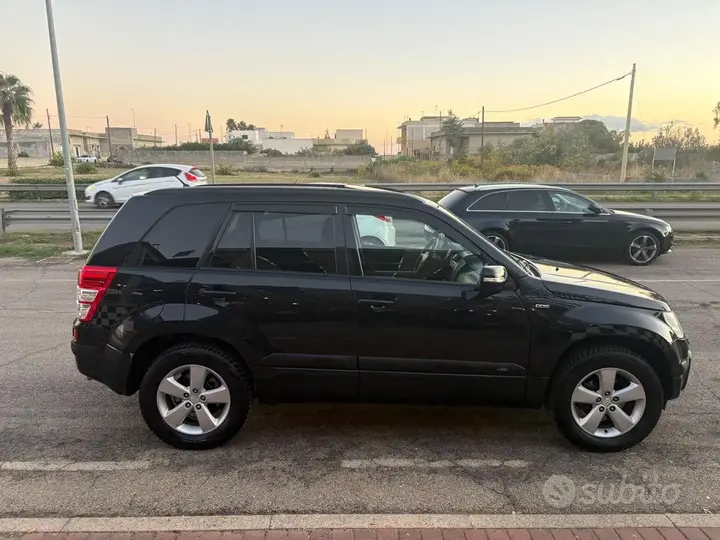 Suzuki Grand Vitara 2013 photo 4