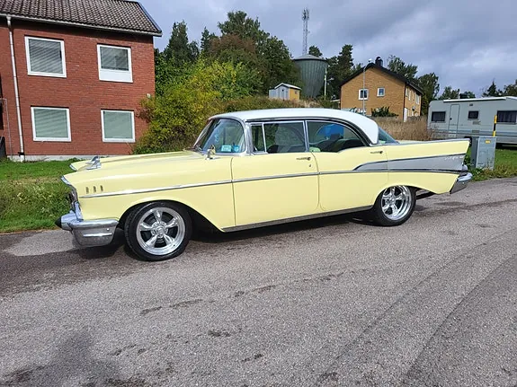 Chevrolet Bel Air 1957 photo 2
