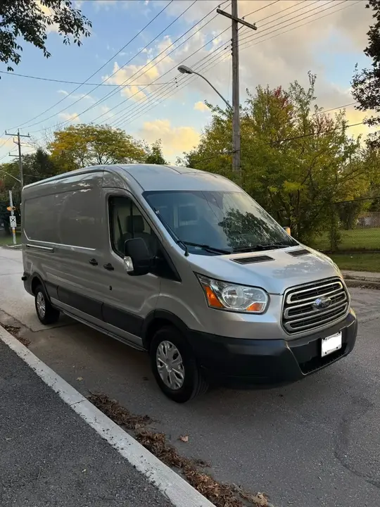 Ford Transit 2018 photo 2
