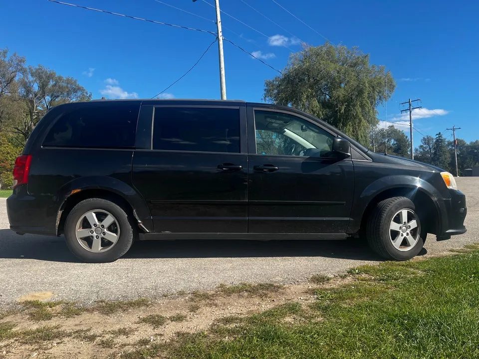 Dodge Grand Caravan 2012 photo 5