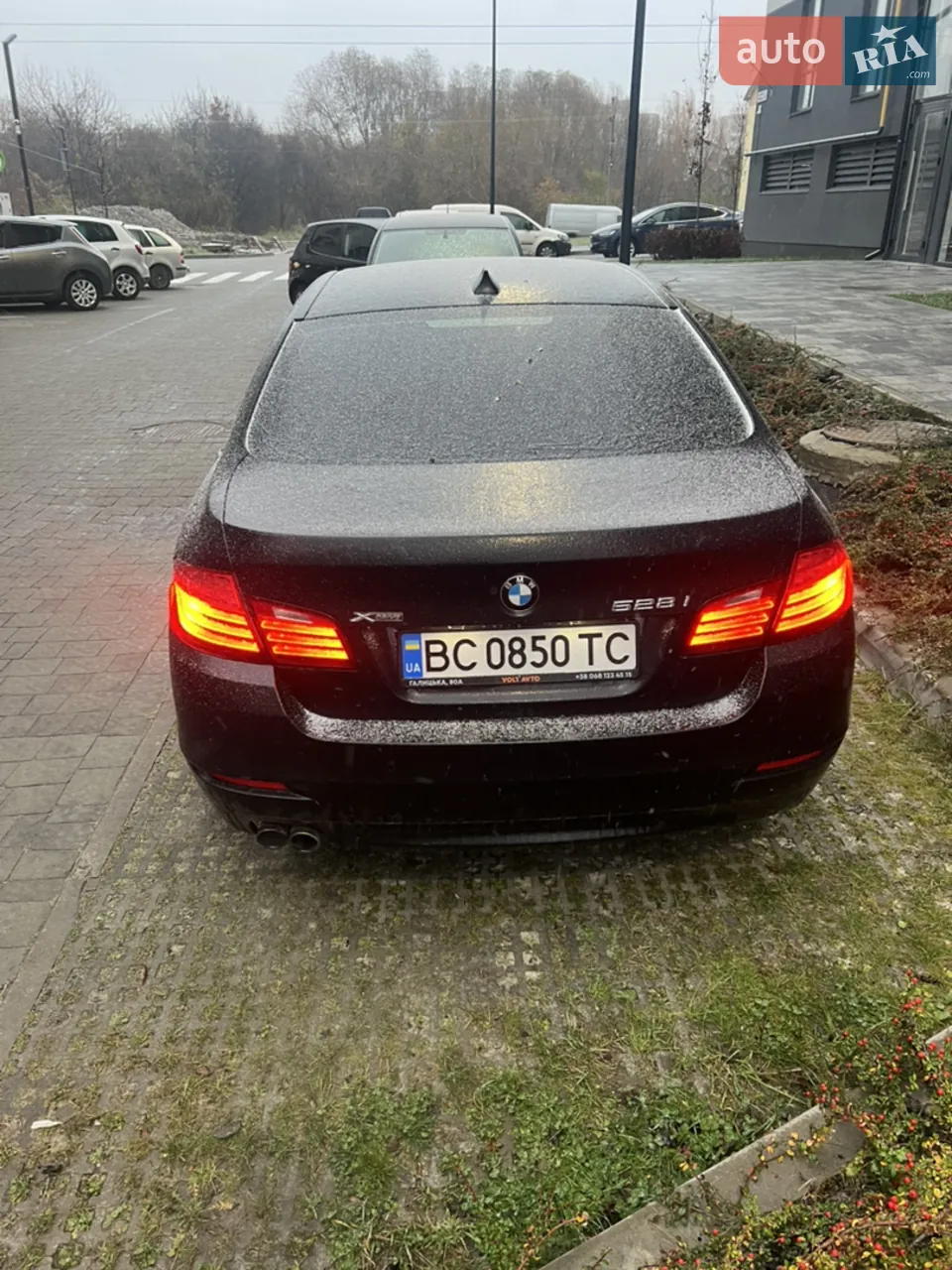BMW 5 Series 2015 photo 2
