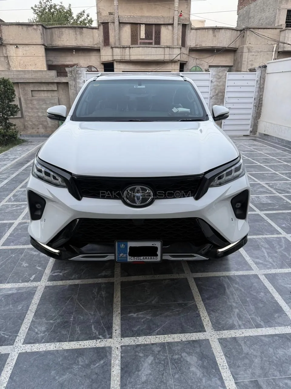 Toyota Fortuner