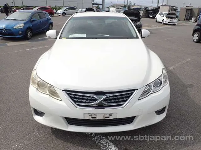 Toyota Mark X 2011 photo 5