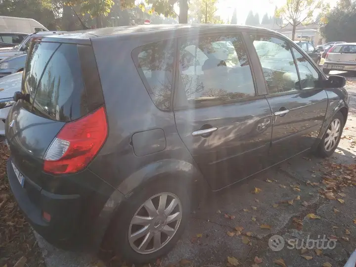 Renault Scenic 2008 photo 4