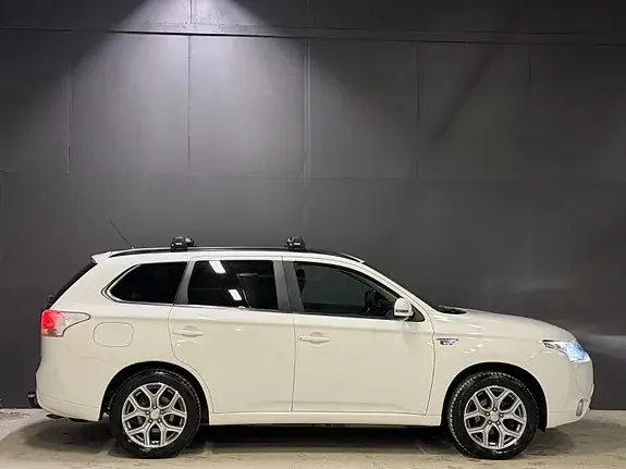 Mitsubishi Outlander 2015 photo 5