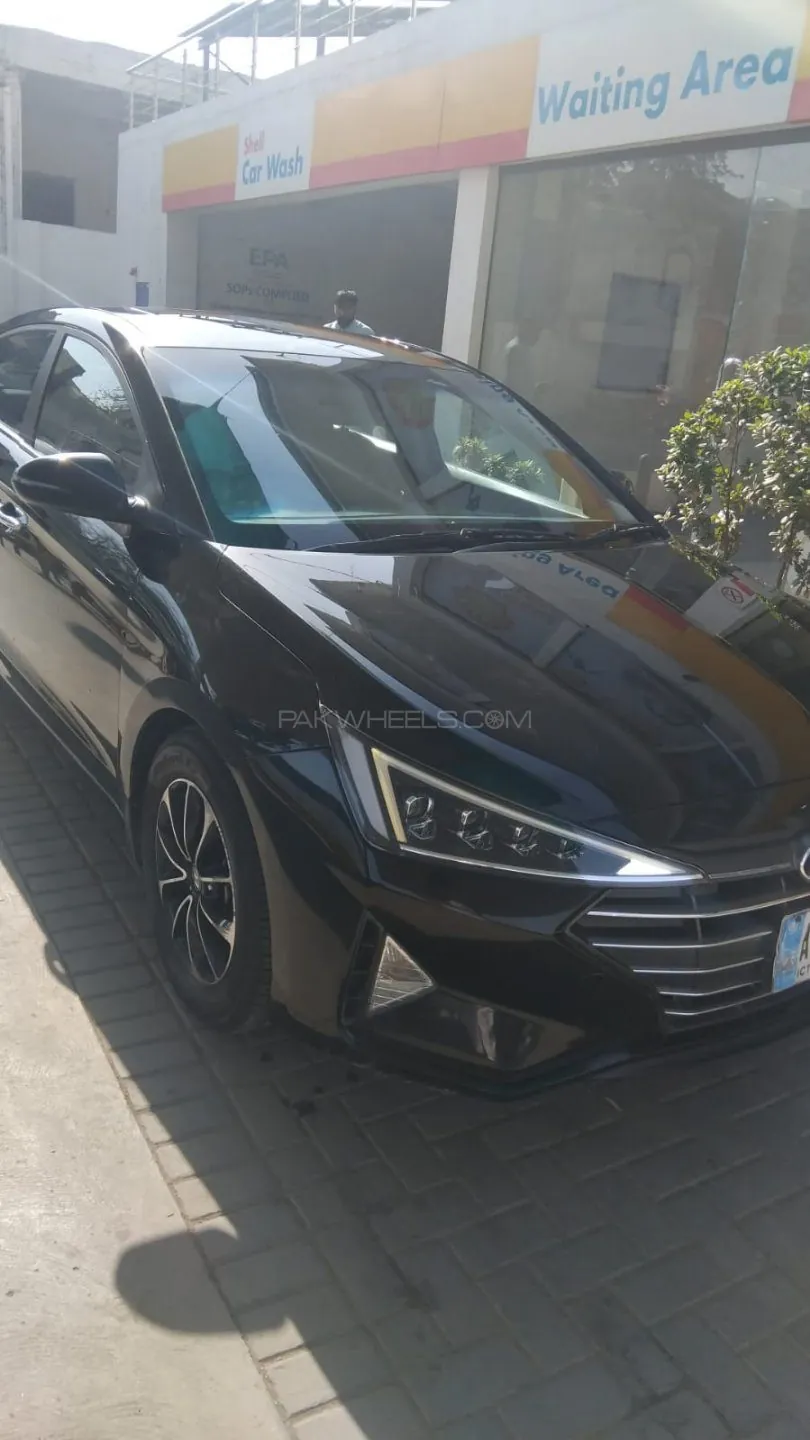 Hyundai Elantra