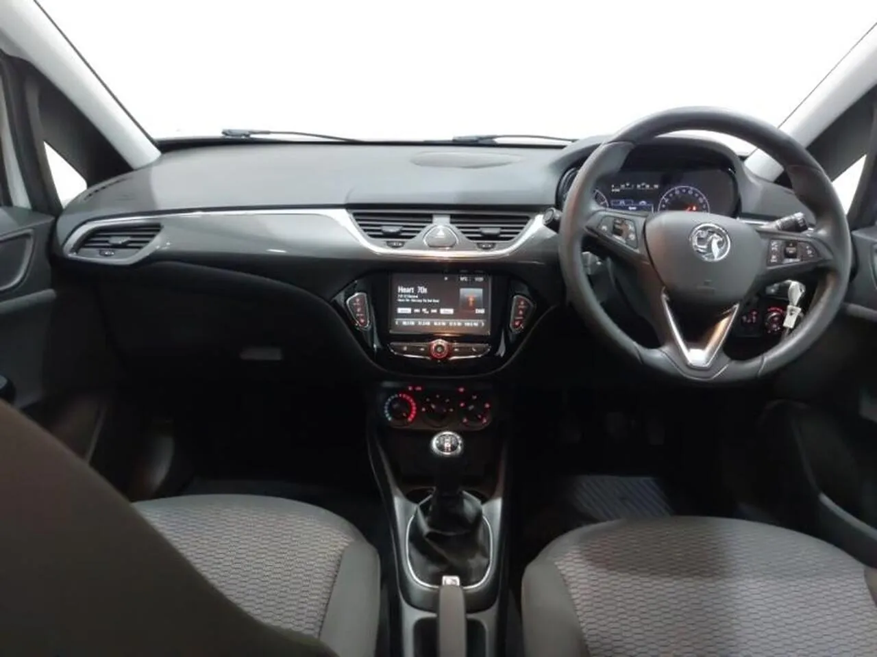 Vauxhall Corsa 2017 photo 3