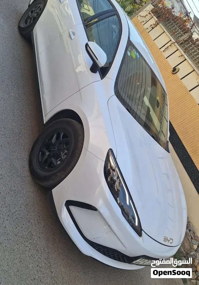 BYD Seal 2025 photo 2