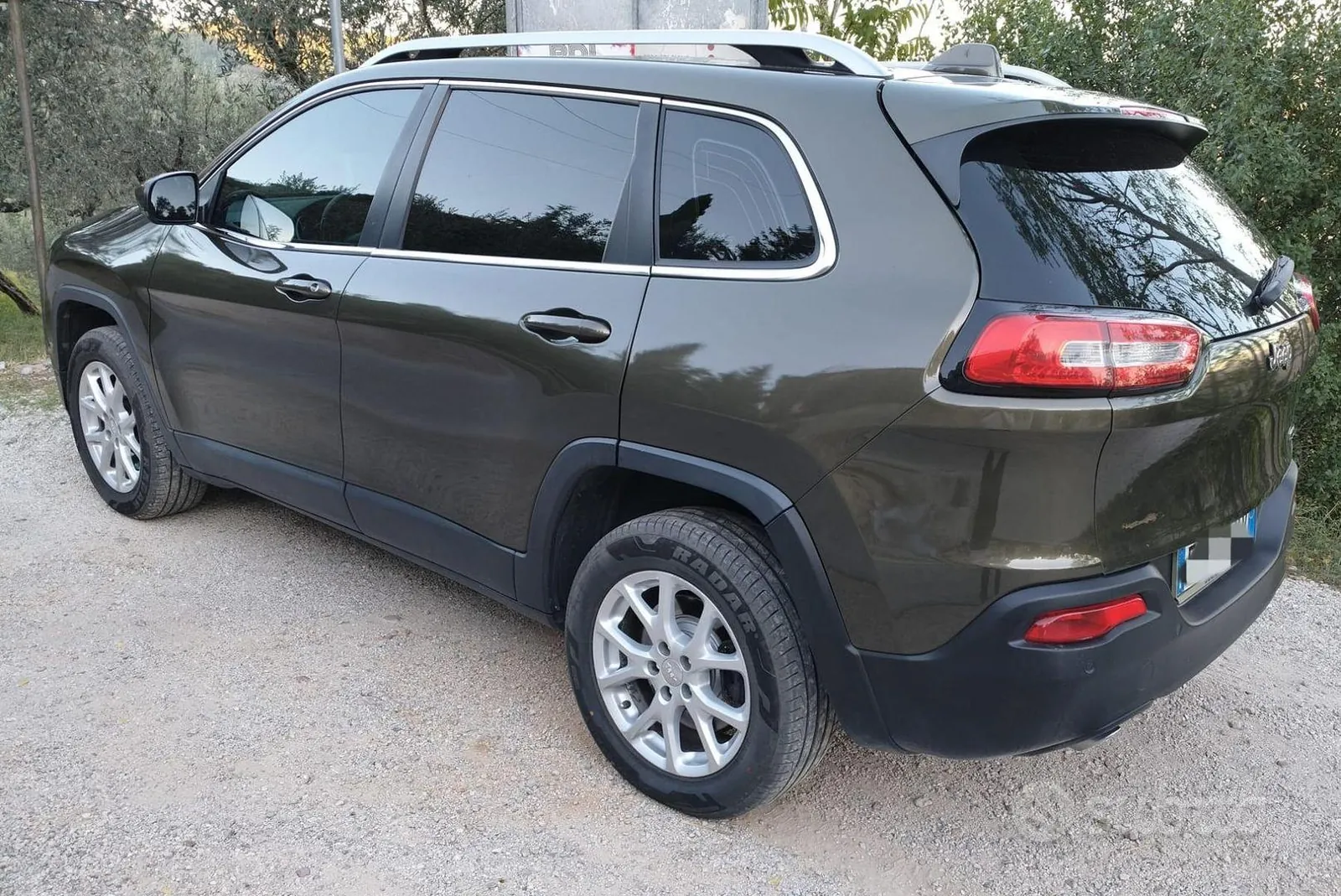 Jeep Cherokee 2014 photo 4