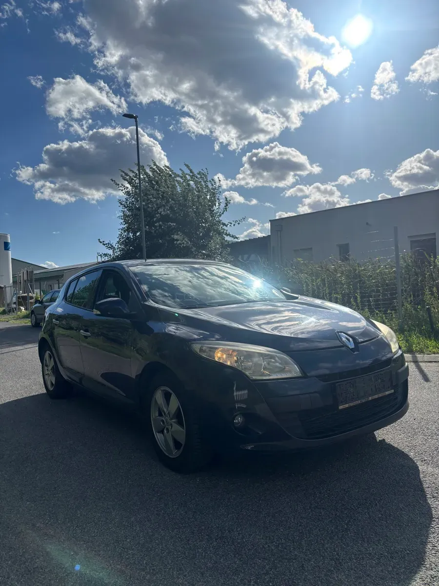 Renault Megane 2009 photo 3