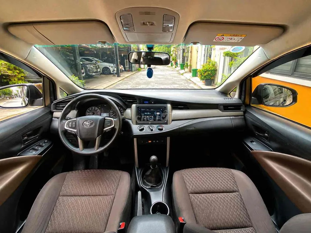 Toyota Innova 2021 photo 4