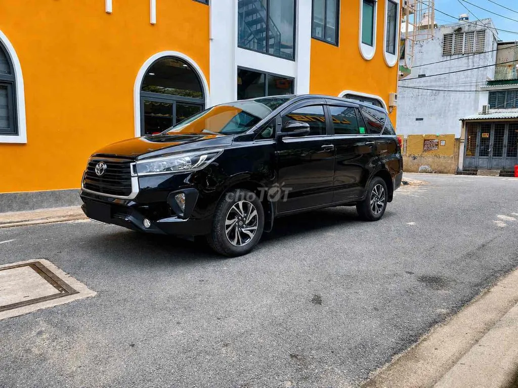 Toyota Innova 2021 photo 3