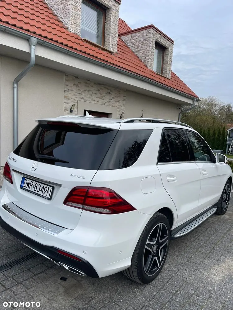 Mercedes-Benz Gle 350 D 2016 photo 3