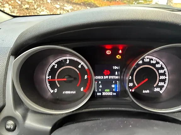 Mitsubishi Asx 2011 photo 5