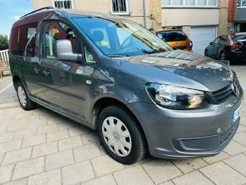 Volkswagen Caddy 2014 photo 2