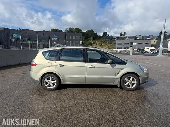 Ford S-Max 2009 photo 4