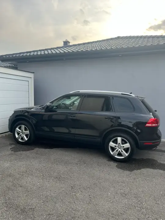 Volkswagen Touareg 2016 photo 2