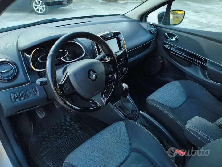 Renault Clio 2013 photo 5