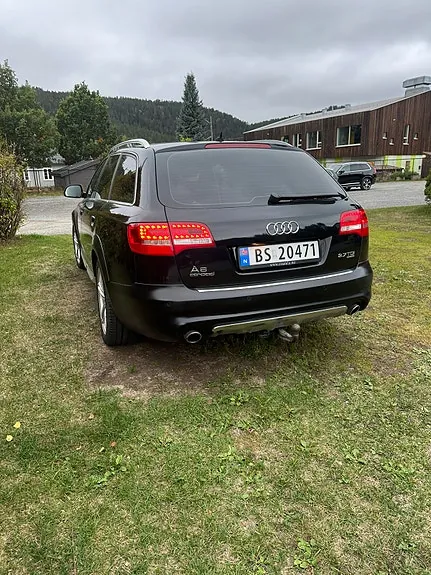 Audi A6 Allroad 2010 photo 4