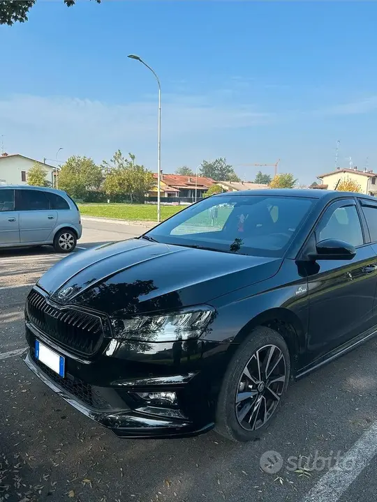 Skoda Fabia 2024 photo 2